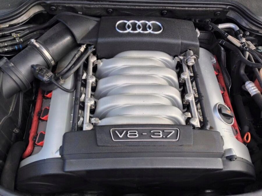 Motore Audi 3.7 BFL