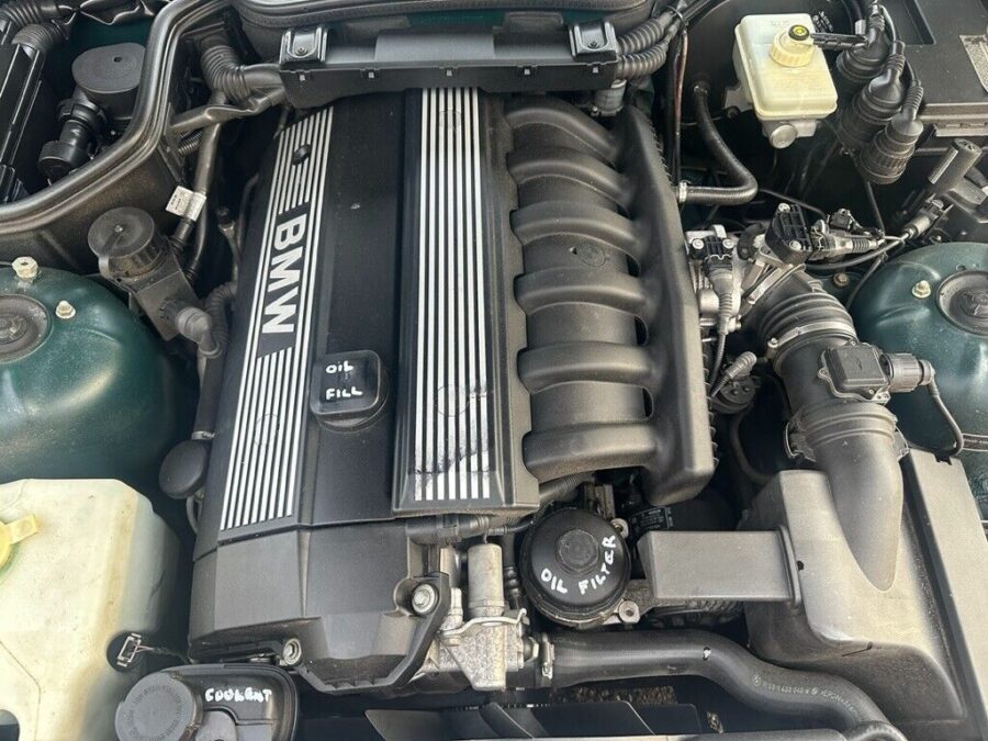 Motore BMW M52B28 / M52TUB28