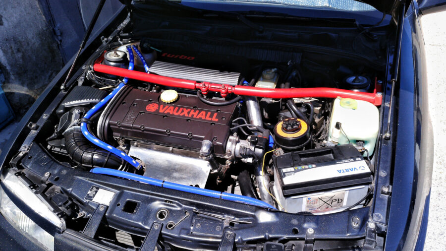 Motori Opel C20XE e C20LET 2.0
