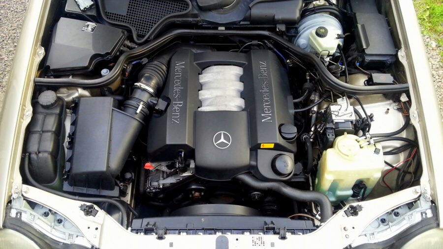Motore Mercedes-Benz M112 E24 2.4