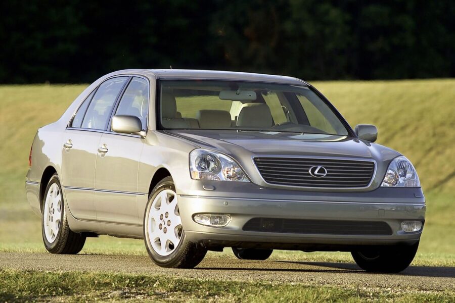 I motori della serie UZ di Toyota sono un'ottima soluzione per gli SWAP