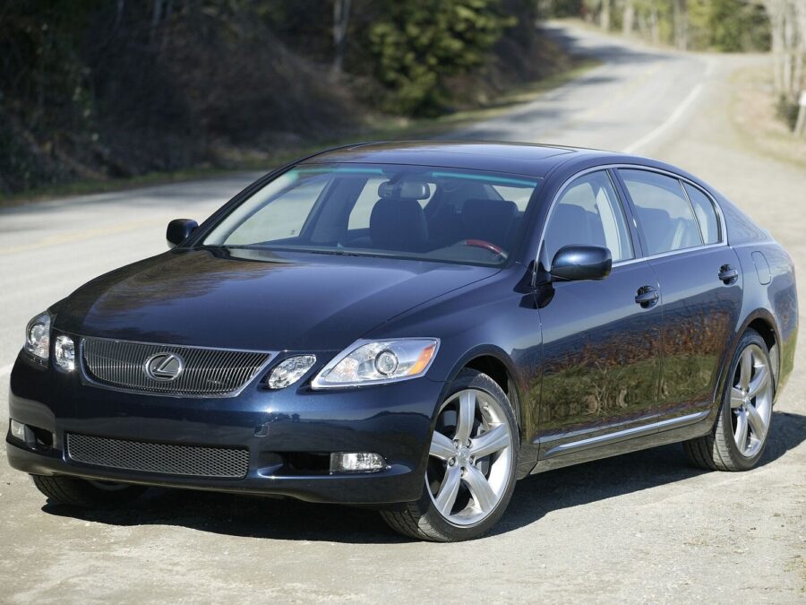 I motori della serie UZ di Toyota sono un'ottima soluzione per gli SWAP