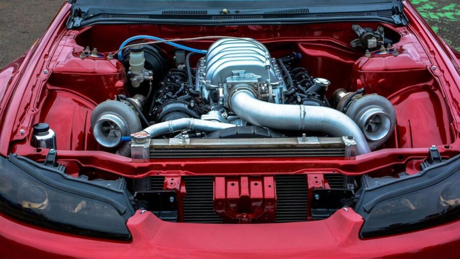 I motori della serie UZ di Toyota sono un'ottima soluzione per gli SWAP