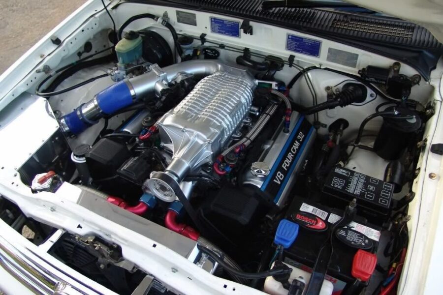 I motori della serie UZ di Toyota sono un'ottima soluzione per gli SWAP