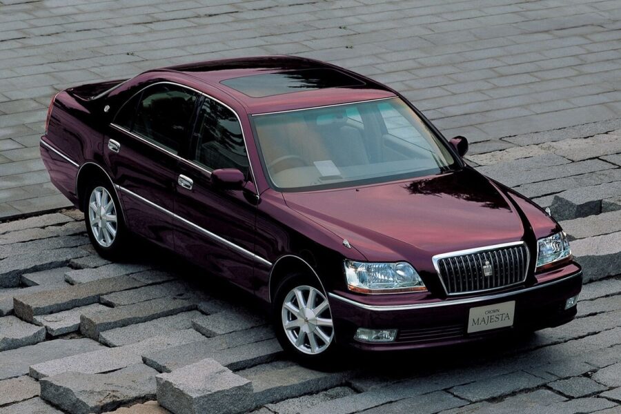 I motori della serie UZ di Toyota sono un'ottima soluzione per gli SWAP