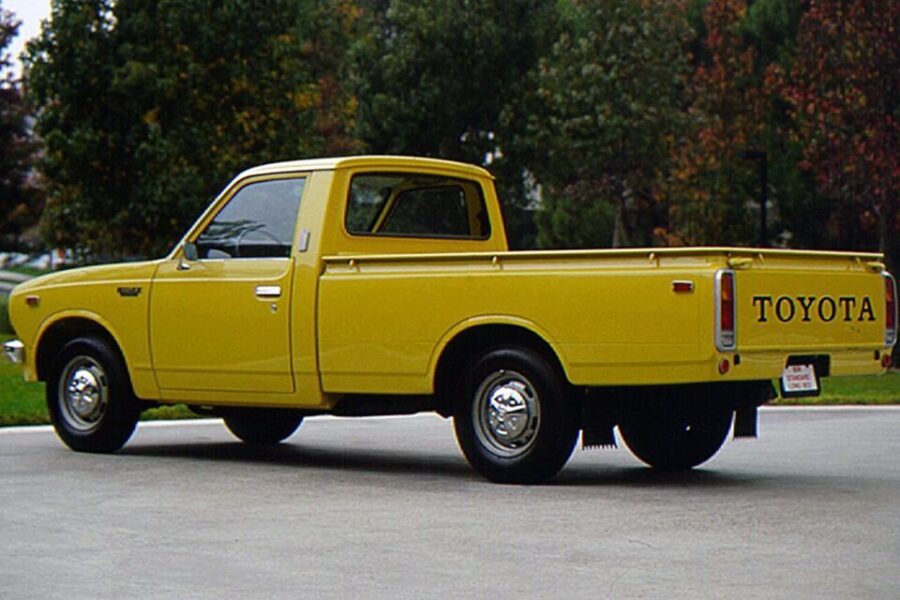 Storia del leggendario pick-up Toyota Hilux