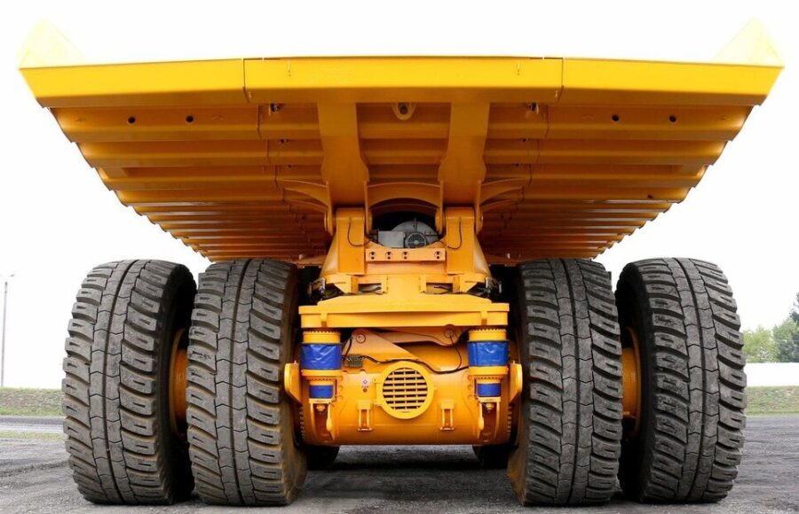 BELAZ-75710 (2013 - oggi)