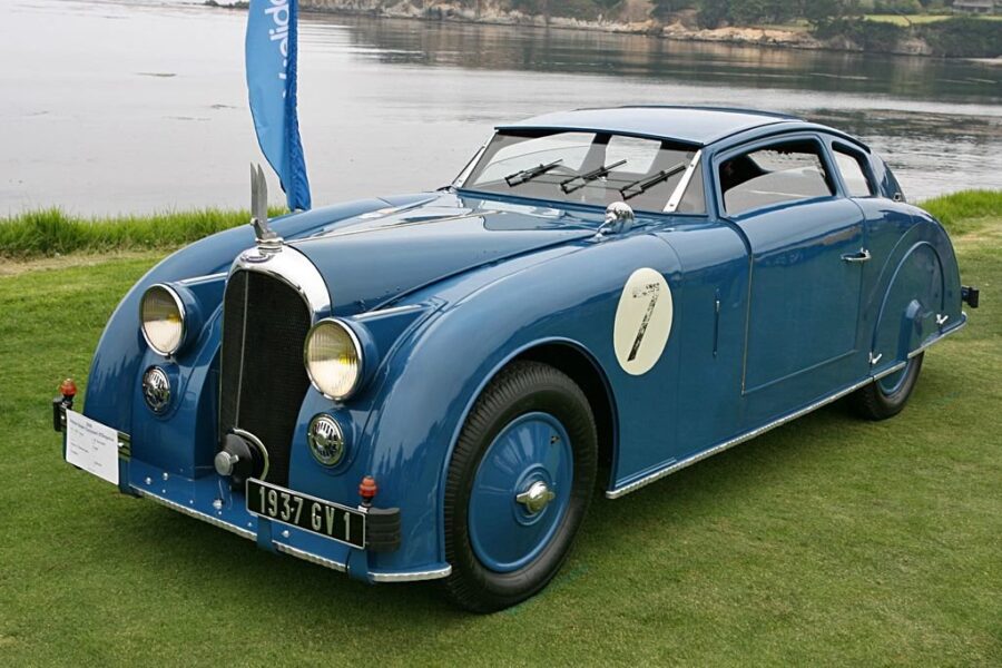 Motore a valvole a manicotto Knight