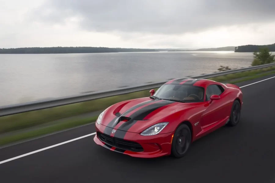 Dodge Viper — 8,390 l V10, aspirato, benzina