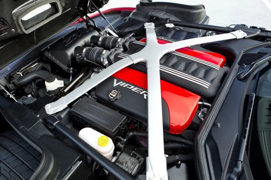 Dodge Viper — 8,390 l V10, aspirato, benzina
