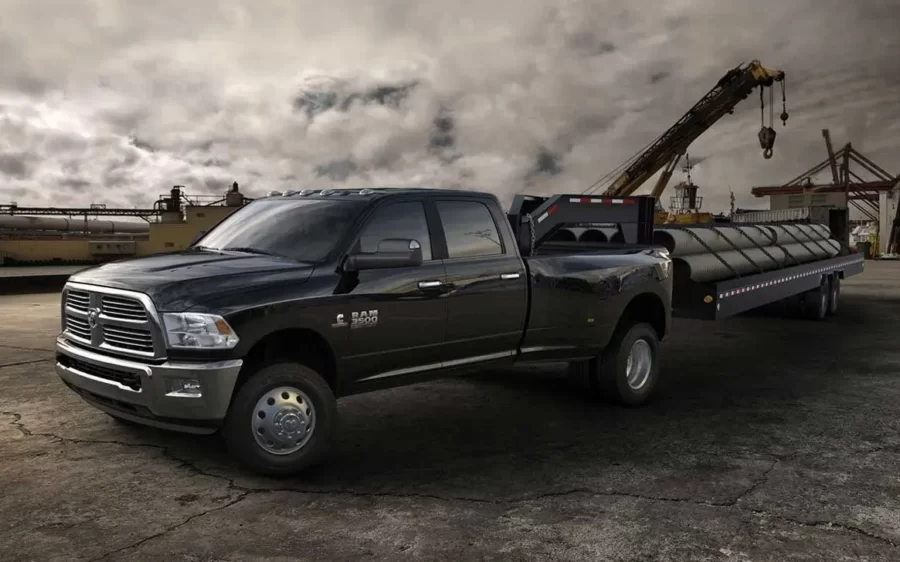 Dodge Ram 3500 — 6.690 litri, 6 cilindri in linea turbo diesel